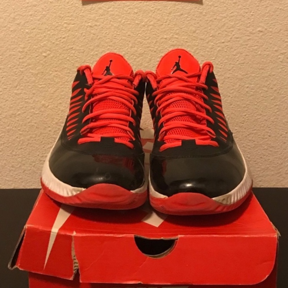 Jordan Super.Fly Low